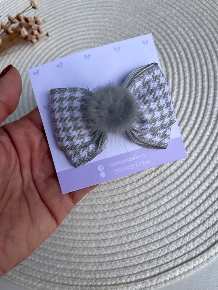 Laço Pied Poule Pompom