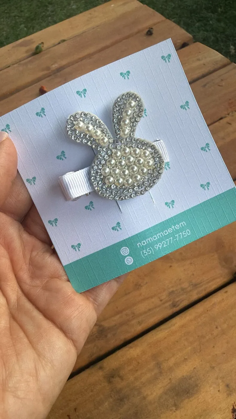 Hairclip Coelhinho com Pérolas