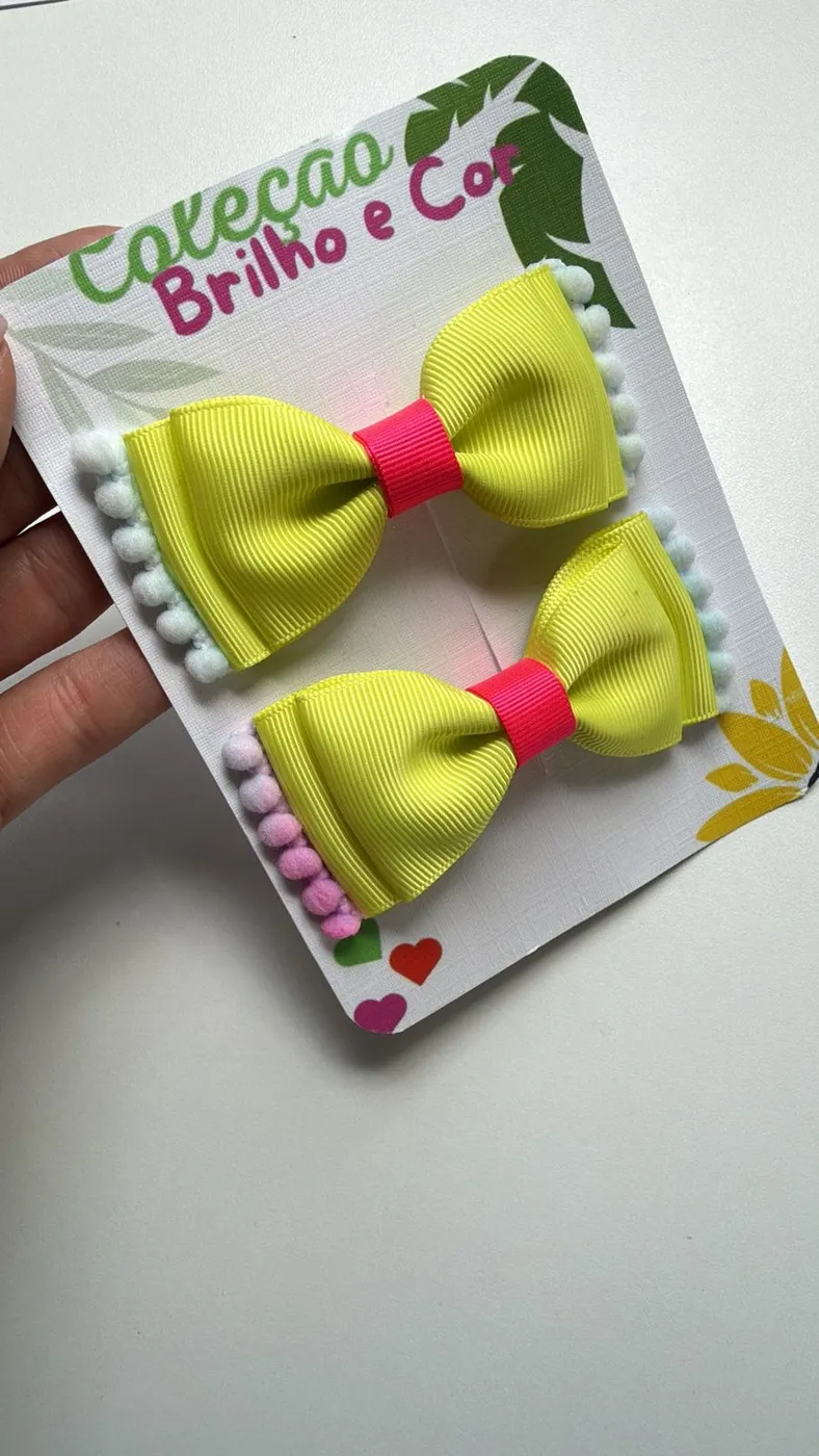 Parzinho Laço Amarelo Limão com Pompons