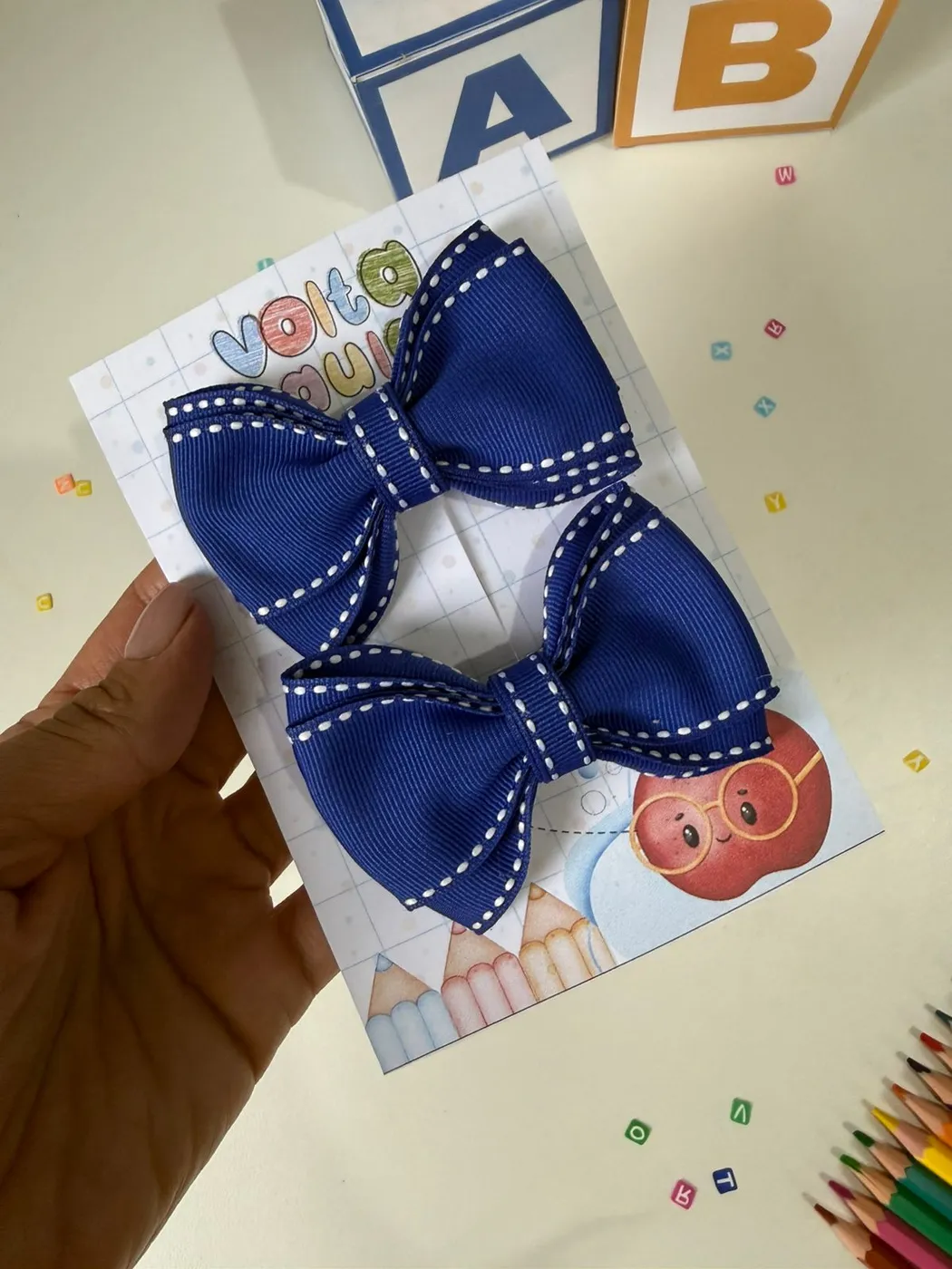Parzinho Laço G Azul Royal Pesponto Branco