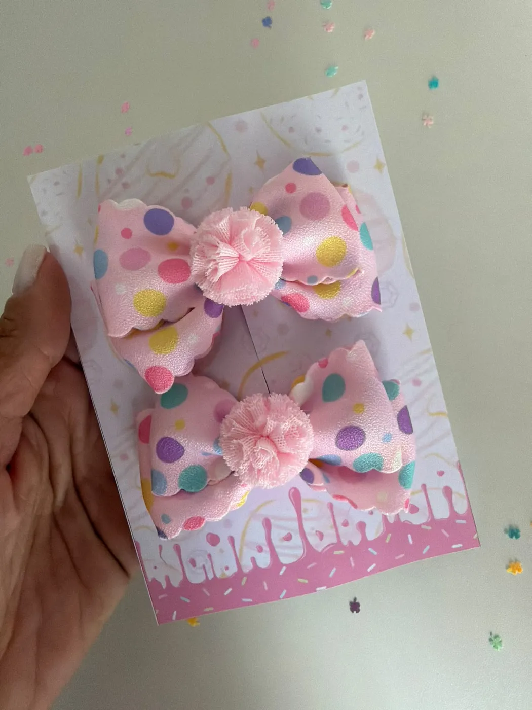 Parzinho Laço Poá com Pompom Rosa