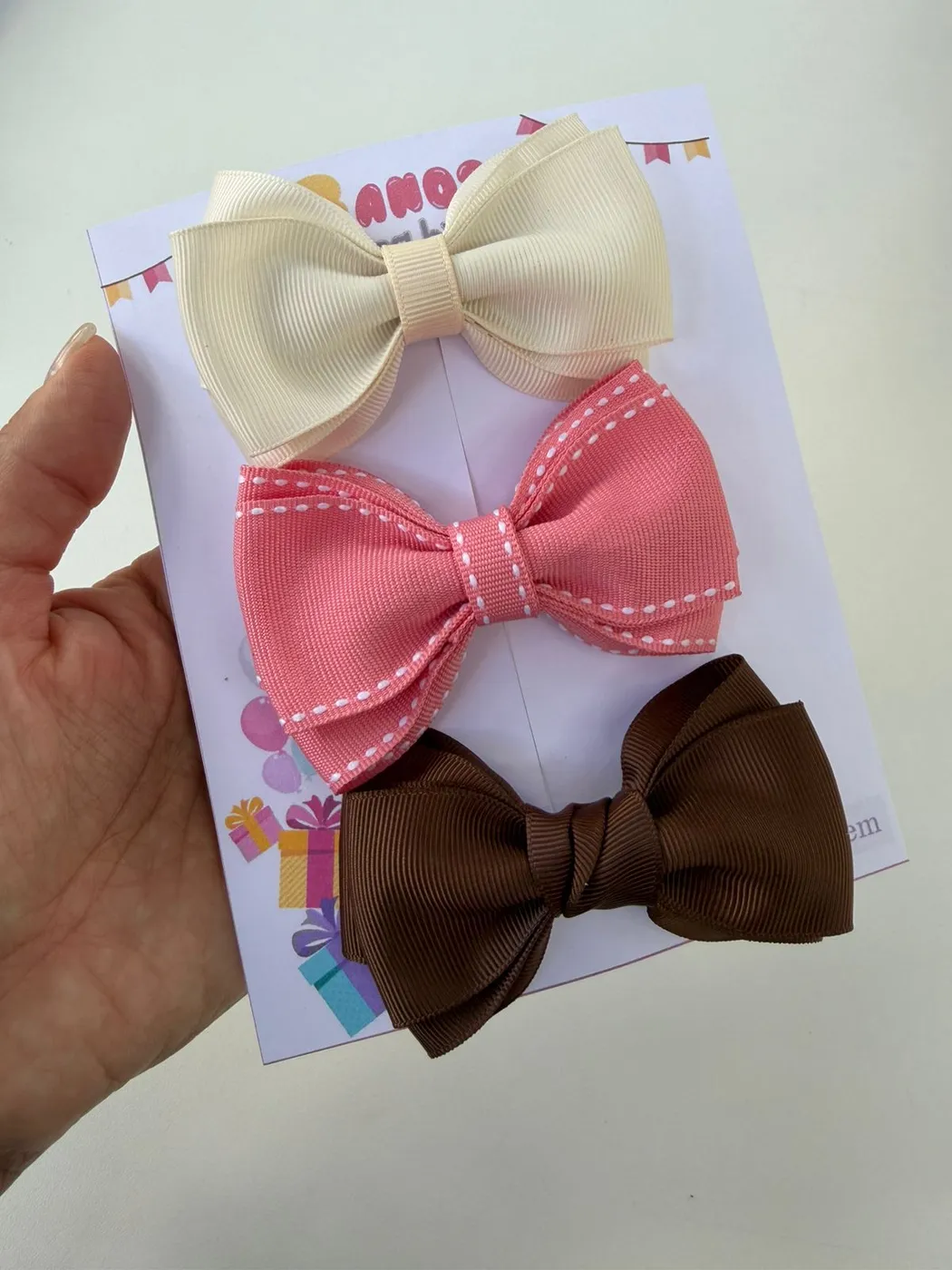 Trio de Laços Creme Rosa Chiclete e Marrom