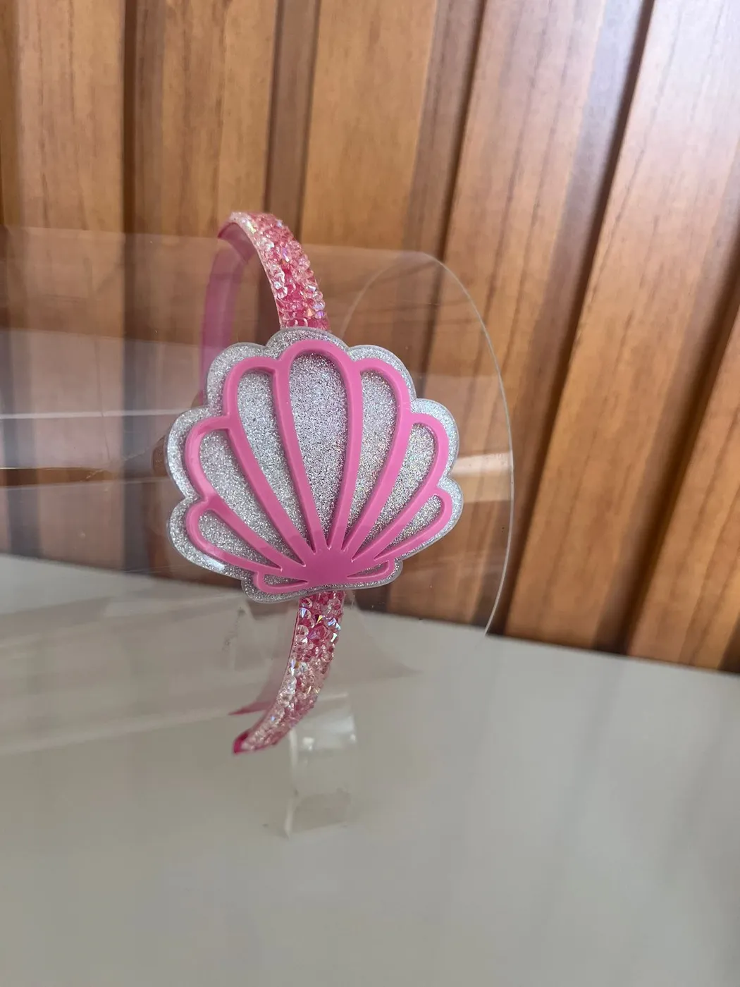 Tiara Concha Rosa com Glitter