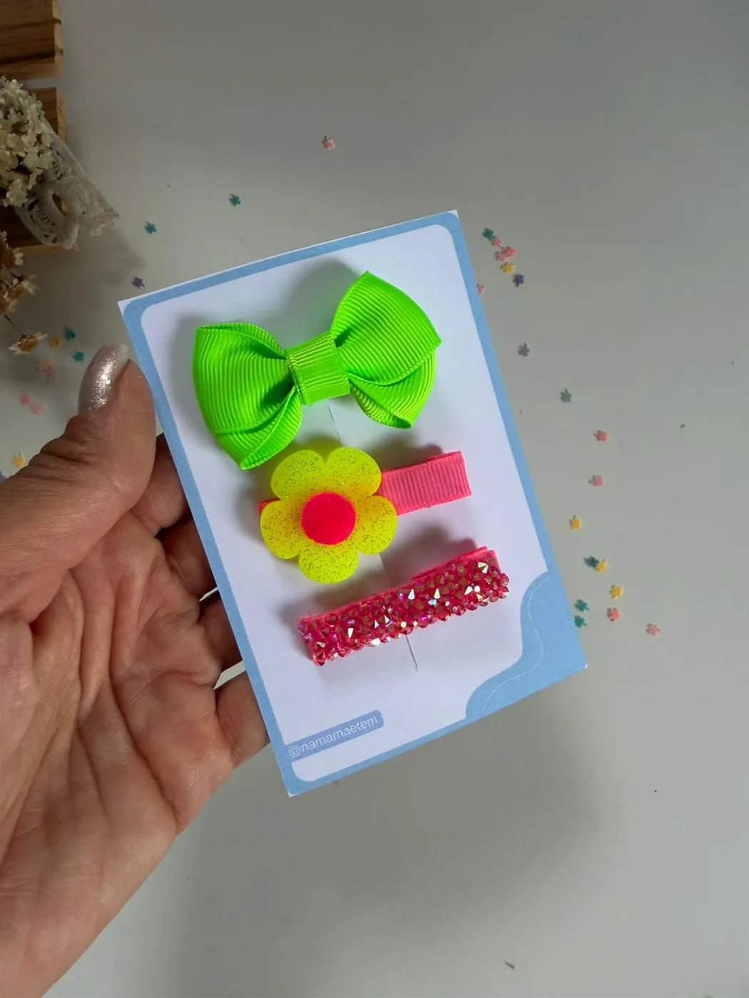 Kit Laço Verde Neon com Baby Clips Flor